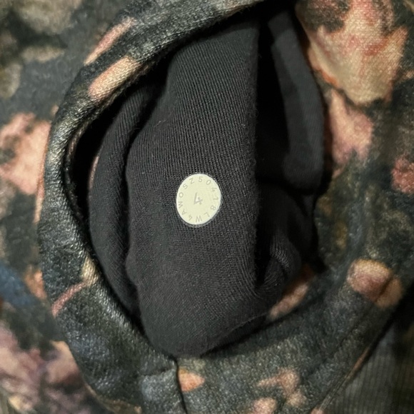 Lululemon Scuba Hoodie *Light Cotton Fleece Frosted Rose Multi Size 4 - Picture 6 of 8